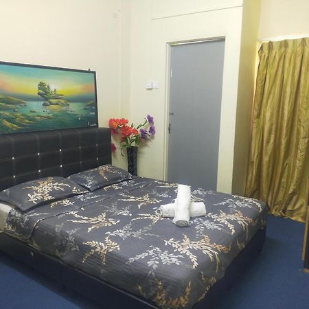 Netasha Holiday Inn Tanah Rata Ngoại thất bức ảnh