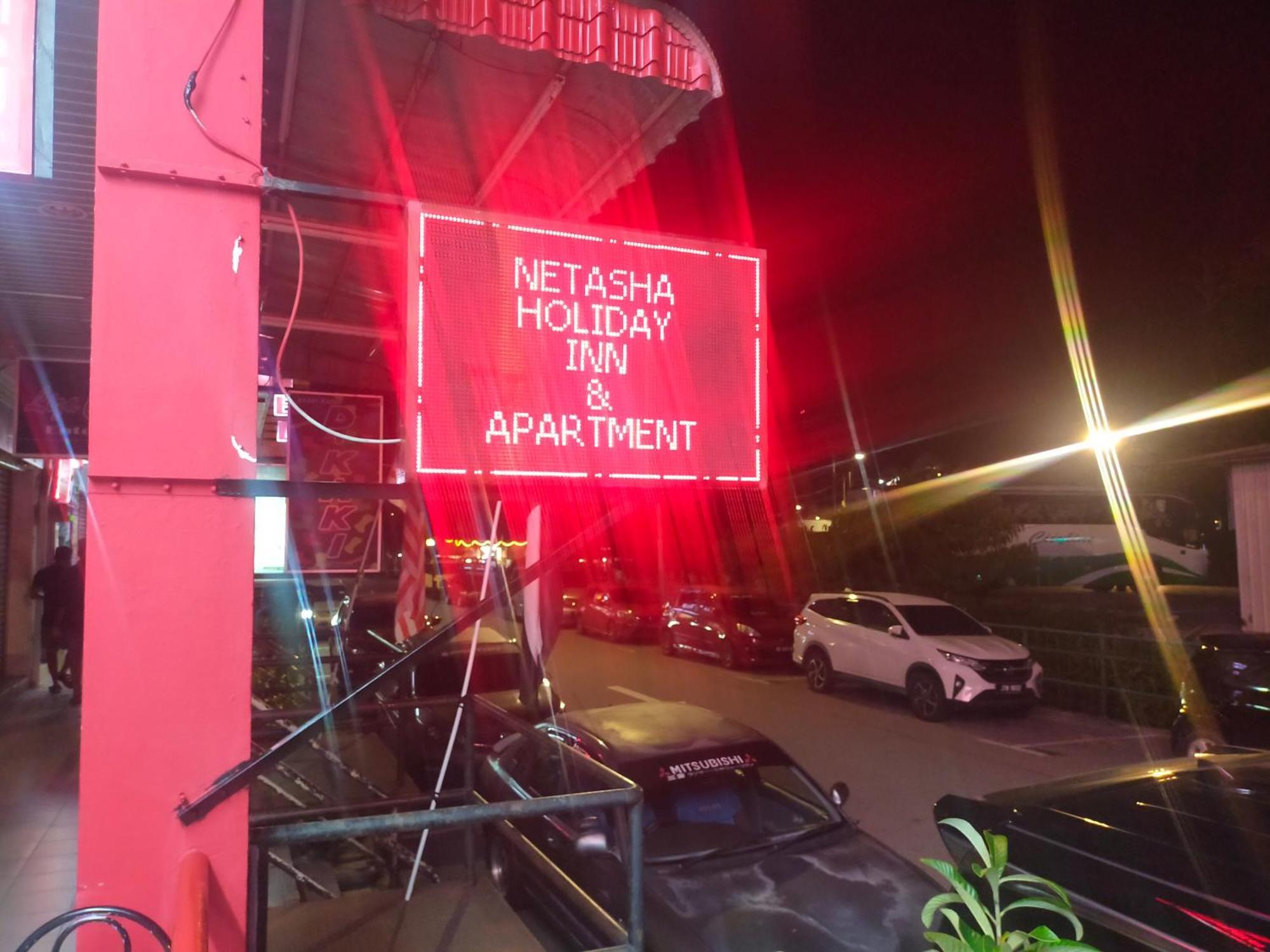 Netasha Holiday Inn Tanah Rata Ngoại thất bức ảnh