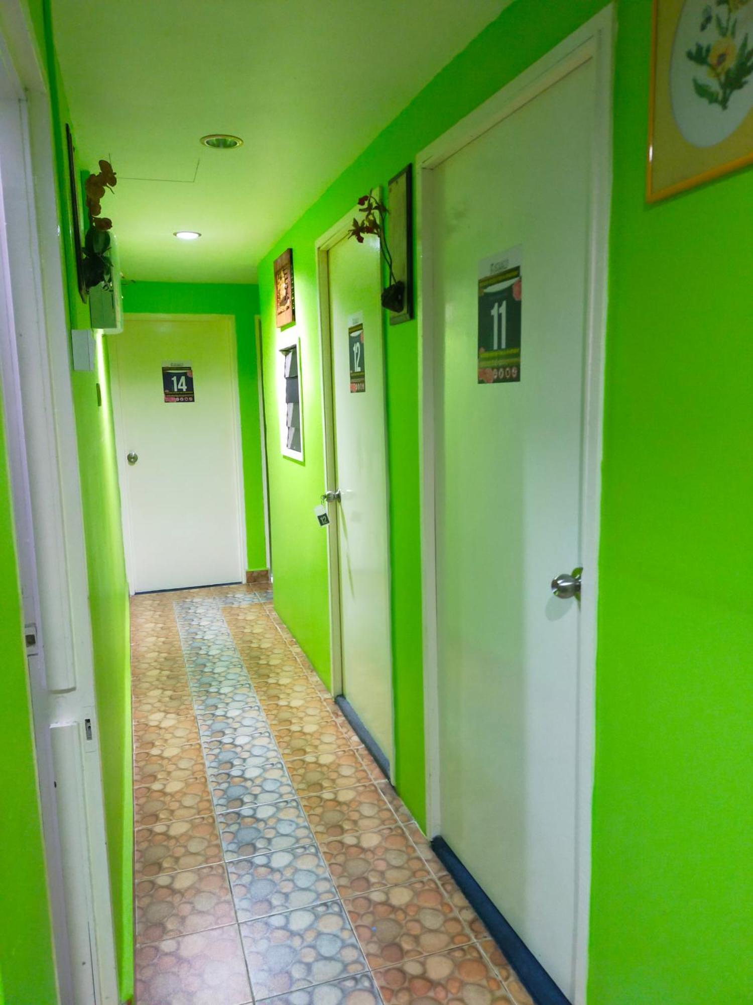 Netasha Holiday Inn Tanah Rata Ngoại thất bức ảnh