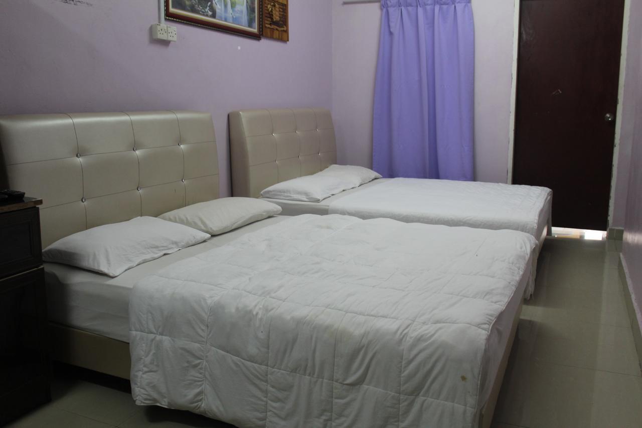 Netasha Holiday Inn Tanah Rata Ngoại thất bức ảnh